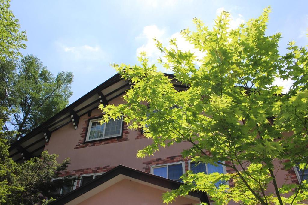 Pension Candytuft Karuizawa Exterior photo